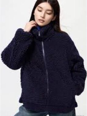 Uniqlo Fleece Zip-Up Jacket
